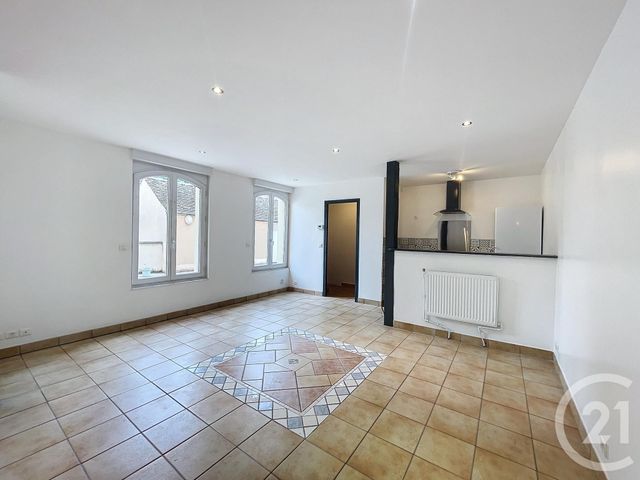Appartement F2 à vendre - 2 pièces - 53.49 m2 - MONTEREAU FAULT YONNE - 77 - ILE-DE-FRANCE - Century 21 Martinot Immobilier