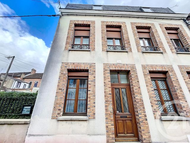 maison à vendre - 7 pièces - 177.21 m2 - VILLENEUVE LA GUYARD - 89 - BOURGOGNE - Century 21 Martinot Immobilier