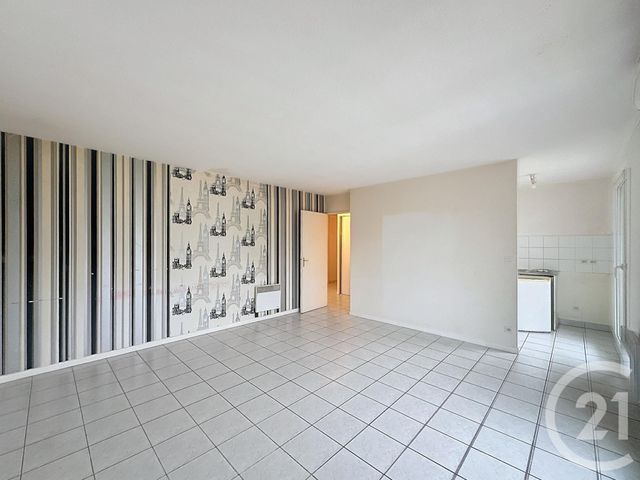 Appartement F2 à vendre MONTEREAU FAULT YONNE